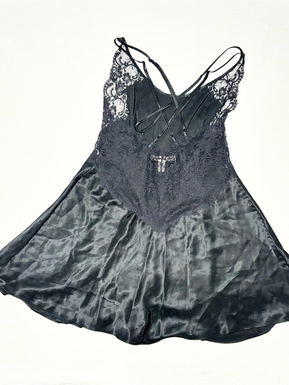Victoria’s Secret Black Satin Lace-Trim Slip Nightdress Size S - Picture 4 of 7